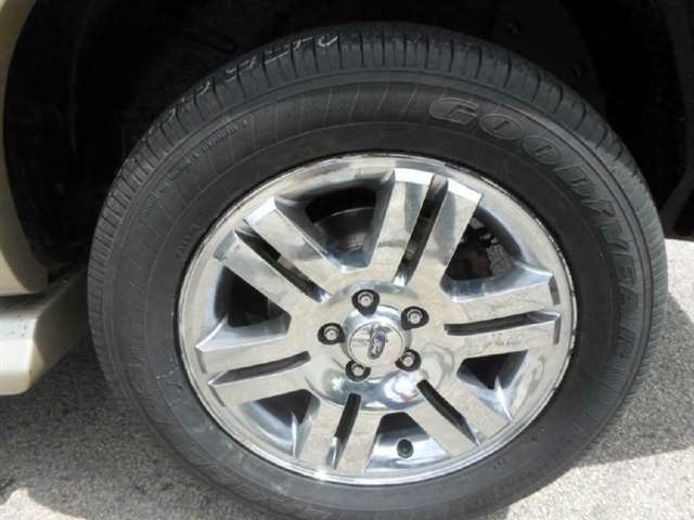 2006 Ford Explorer Eddie Bauer 4dr SUV 4WD w/V6